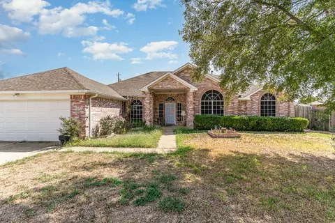 1001 Sink St, Cedar Hill, TX 75104