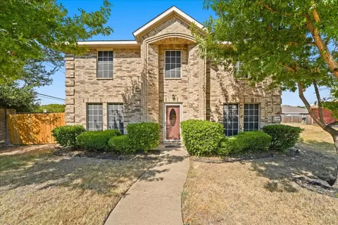 1305 Sunshine Ct, Lancaster, TX 75134
