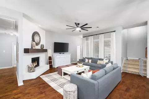 349 Apache Trl, Murphy, TX 75094 photo 9
