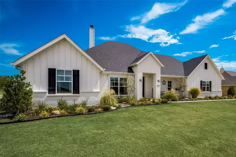 1434 Oliver Creek Ln, Justin, TX 76247