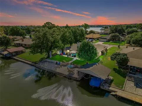 3707 Lake Vista Ct, Granbury, TX 76049