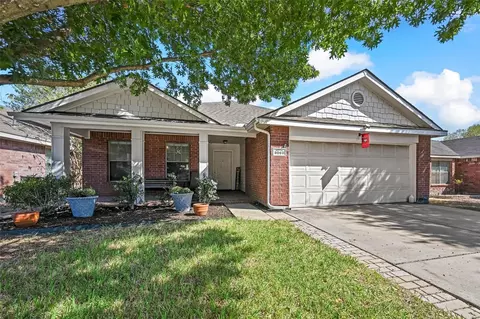 9860 Willowick Ave, Fort Worth, TX 76108