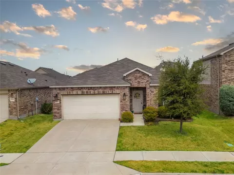 3101 Walker Creek Dr, Little Elm, TX 75068
