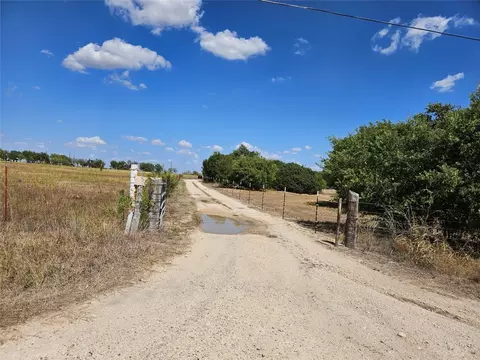2064 County Road 1140 Rd, Kopperl, TX 76652