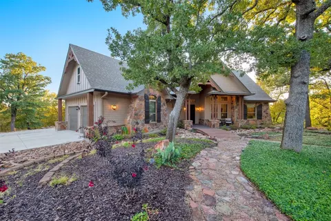 267 Mountain View Ct, Sunset, TX 76270