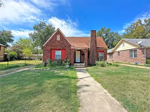 1104 N Moore Ave, Tyler, TX 75702