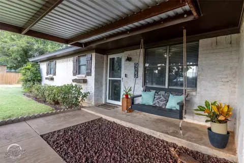 903 Avondale, Merkel, TX 79536
