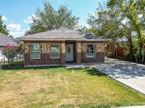 407 E Houston St, Ennis, TX 75119