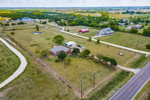 18743 Boles Ln, Nevada, TX 75173