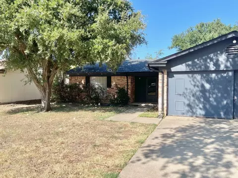 3417 Cardinal Ln, Irving, TX 75062