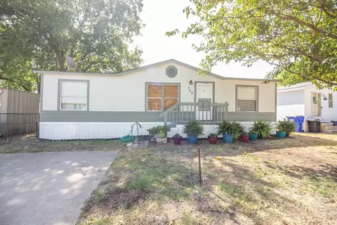 712 Park Creek Ave, Forney, TX 75126
