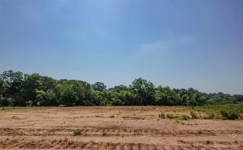 1053 Salvation Dr, Weatherford, TX 76088