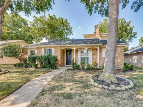 1005 Westminster Ln, Garland, TX 75040