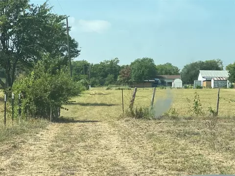 1936 E Young Ave, Temple, TX 76501 photo 8