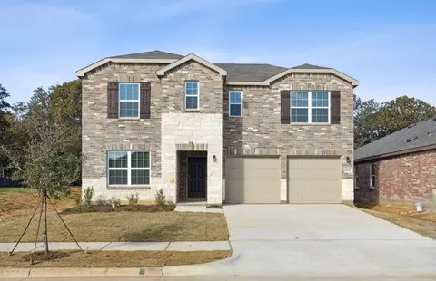 7105 Greenfield Dr, Denton, TX 76208