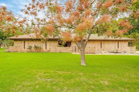 301 Woodland Trl, Keller, TX 76248