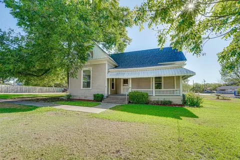 411 S Spears St, Alvarado, TX 76009