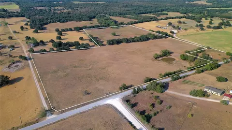 4305 Dixie School Rd, Nocona, TX 76255
