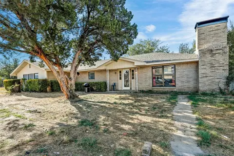 115 Thompson Ln, Blum, TX 76627