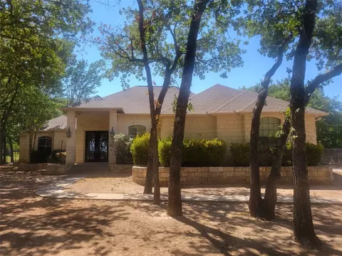 1031 Meadow Lark Ln, Weatherford, TX 76087