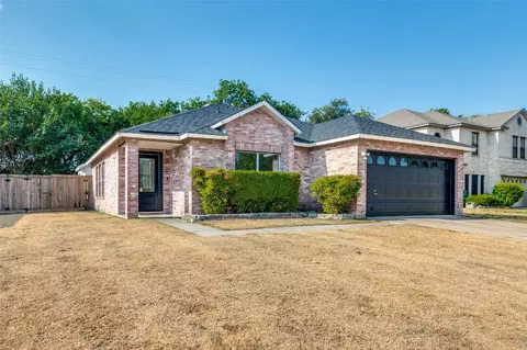 728 King St, Cedar Hill, TX 75104
