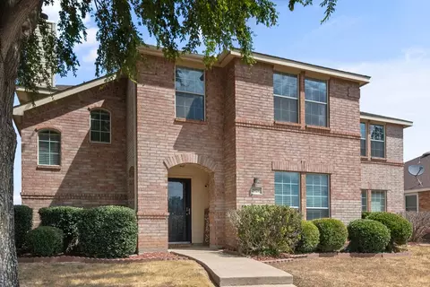 2624 Loch Wood Dr, Lancaster, TX 75146