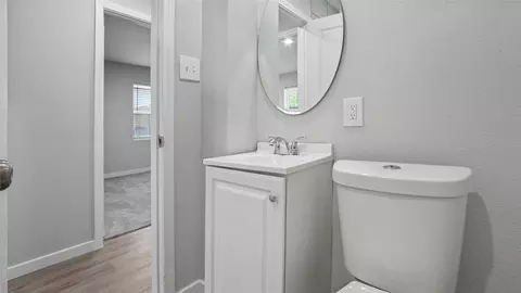 303 E Huitt Ln, Euless, TX 76040 photo 16