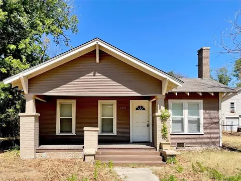 1093 W Jones St, Stephenville, TX 76401