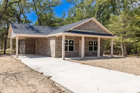 1005 Hillburn Dr, West Tawakoni, TX 75474