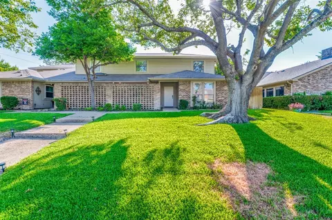 16422 Lauder Ln, Dallas, TX 75248