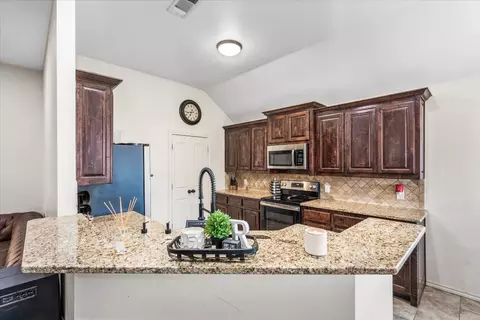 236 Firefly Dr, Springtown, TX 76082 photo 11
