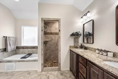 236 Firefly Dr, Springtown, TX 76082 photo 22