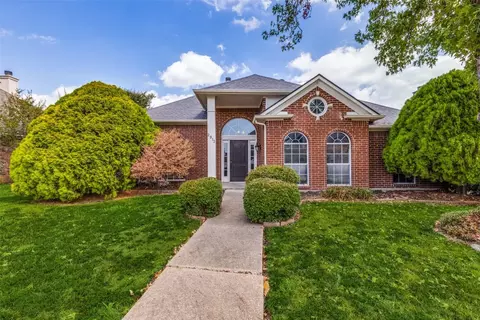 2913 Clearmeadow Dr, Mesquite, TX 75181
