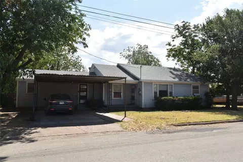510 S Oak St, Archer City, TX 76351