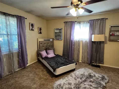 942 Maplecrest Dr, Lancaster, TX 75146 photo 5