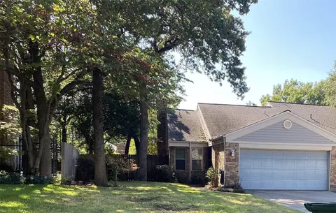 5310 San Mateo Ct, Arlington, TX 76017