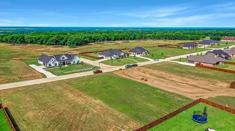 140 Shawnee Trl, Pottsboro, TX 75076