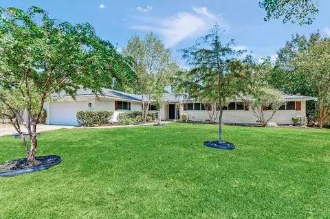 1710 S Bluebonnet Ave, Denison, TX 75020