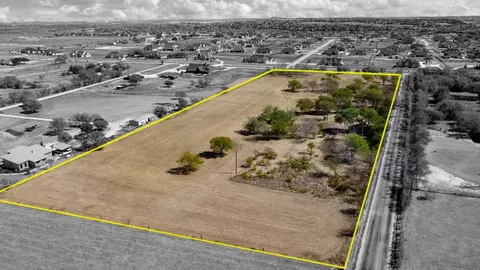 120 Linnie Bell Rd, Justin, TX 76247