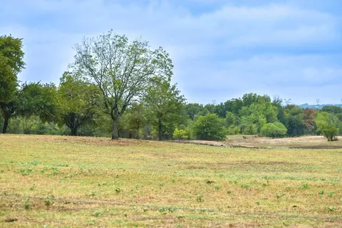 14 County Road 4698, Boyd, TX 76023