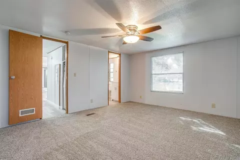 136 Draper Dr, Springtown, TX 76082 photo 24