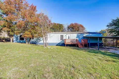 136 Draper Dr, Springtown, TX 76082