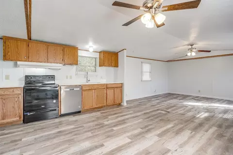 136 Draper Dr, Springtown, TX 76082 photo 16