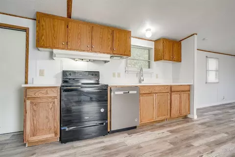 136 Draper Dr, Springtown, TX 76082 photo 10
