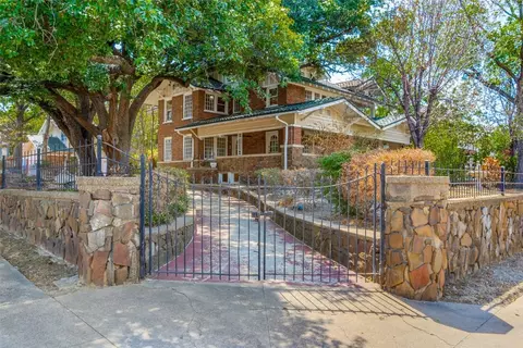 320 E 5th St, Dallas, TX 75203