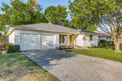 2445 Pinebluff Dr, Dallas, TX 75228