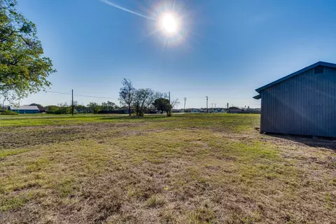 206 E Marrion St, Itasca, TX 76055 photo 32