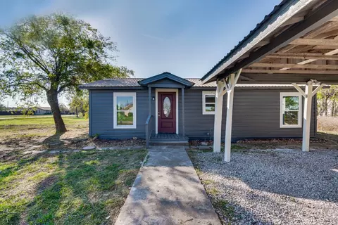 206 E Marrion St, Itasca, TX 76055