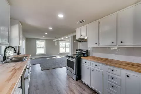 206 E Marrion St, Itasca, TX 76055 photo 7