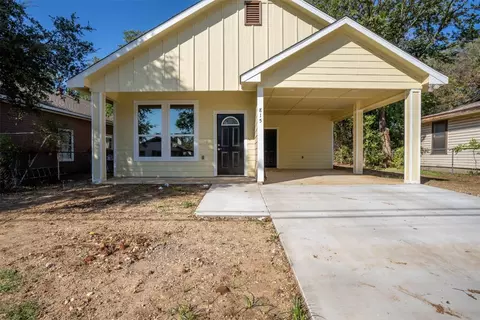 815 N Robinson St, Cleburne, TX 76031